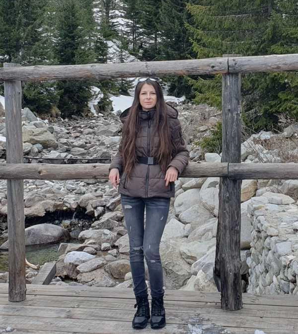 Breaking Data, Not a Sweat: Vesela’s Take on Engineering & Unwinding