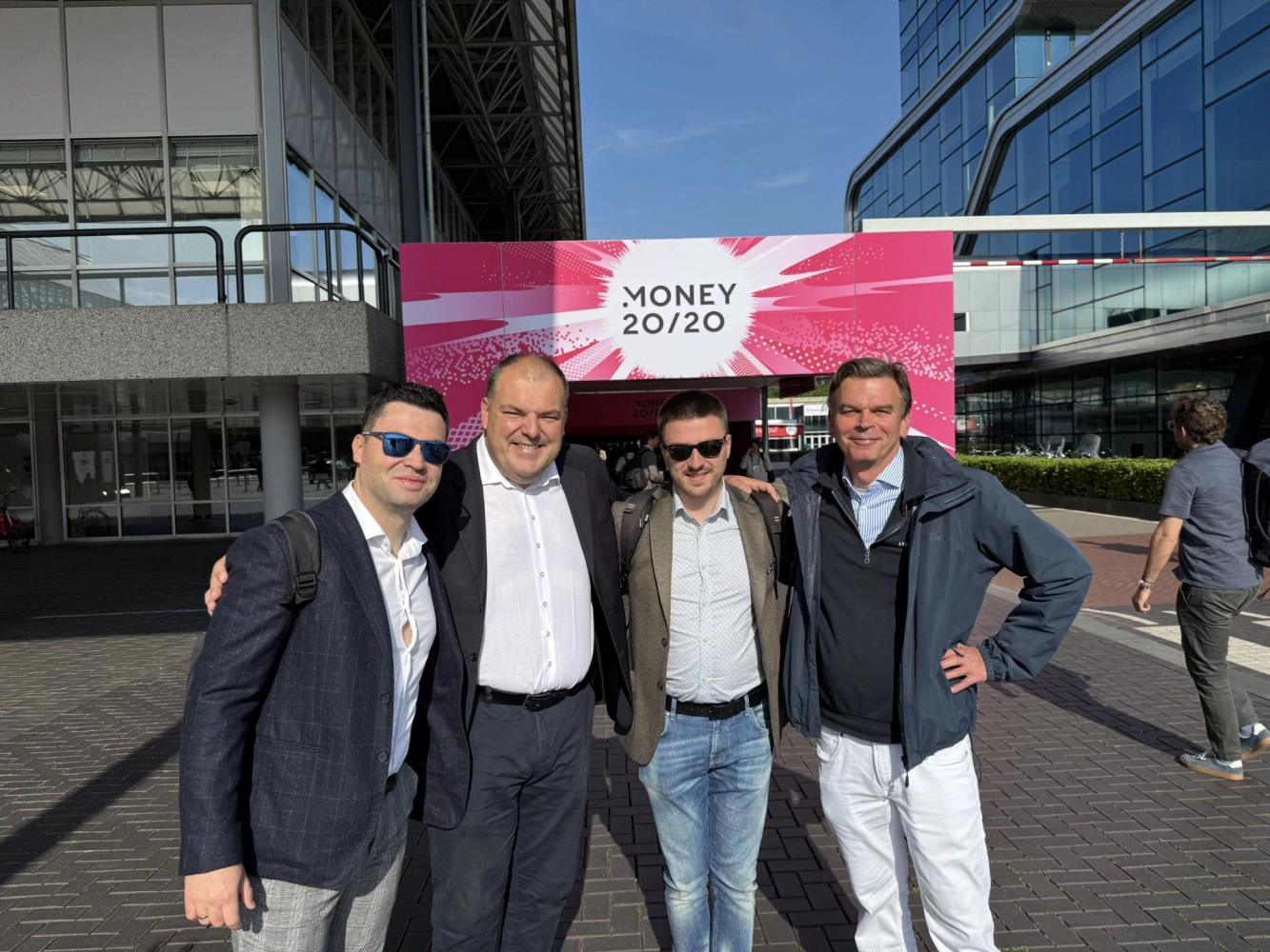 Bright Days, Bold Moves - Newsletter issue 32